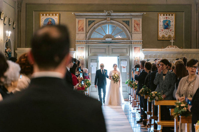 ingresso-sposa-cerimonia